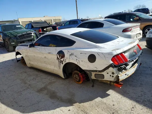 1FA6P8AM2G5308179 2016 FORD MUSTANG - Image 2