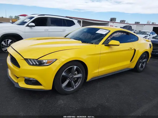 1FA6P8AM2G5316556 2016 FORD MUSTANG - Image 2
