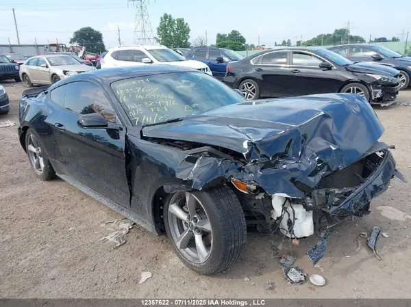 1FA6P8AM2G5324916 2016 FORD MUSTANG - Image 1