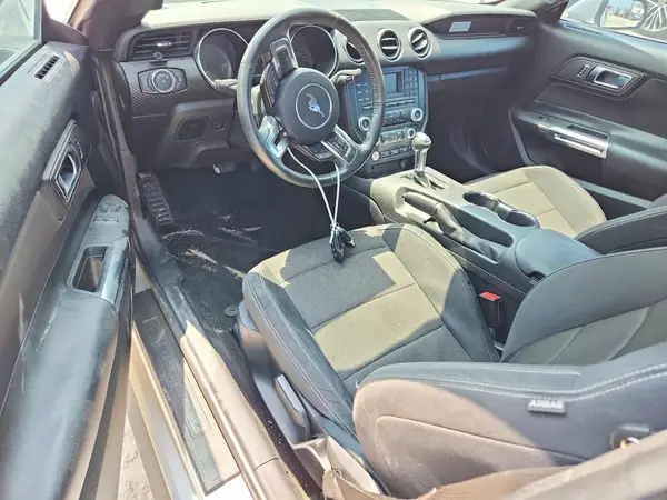 1FA6P8AM2H5213588 2017 FORD MUSTANG - Image 8
