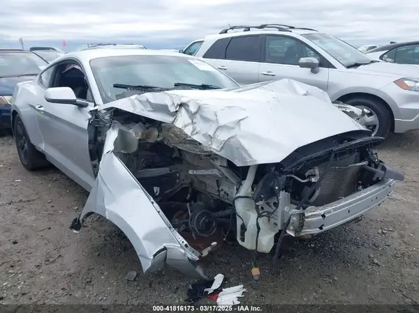 1FA6P8AM2H5236742 2017 FORD MUSTANG - Image 1