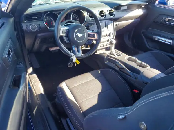 1FA6P8AM2H5289926 2017 FORD MUSTANG - Image 8