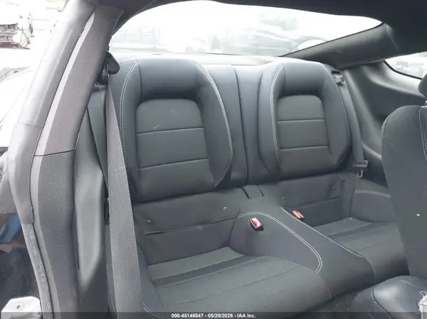 1FA6P8AM2H5330023 2017 FORD MUSTANG - Image 8