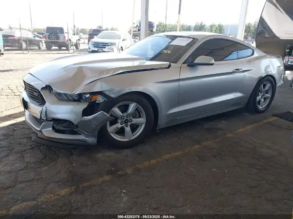1FA6P8AM3G5206714 2016 FORD MUSTANG - Image 2