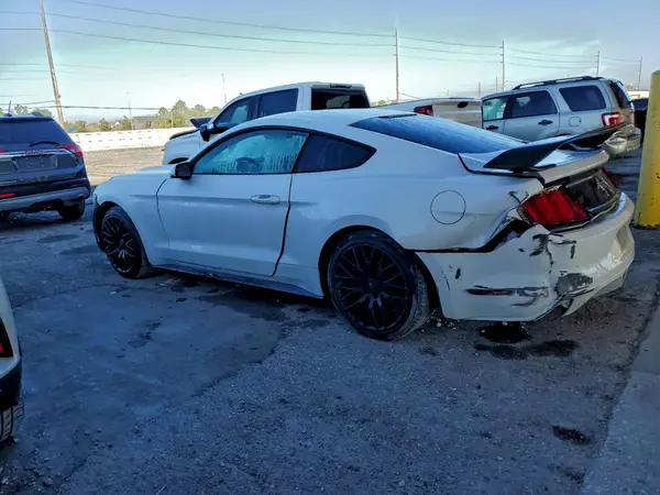 1FA6P8AM3G5210441 2016 FORD MUSTANG - Image 2