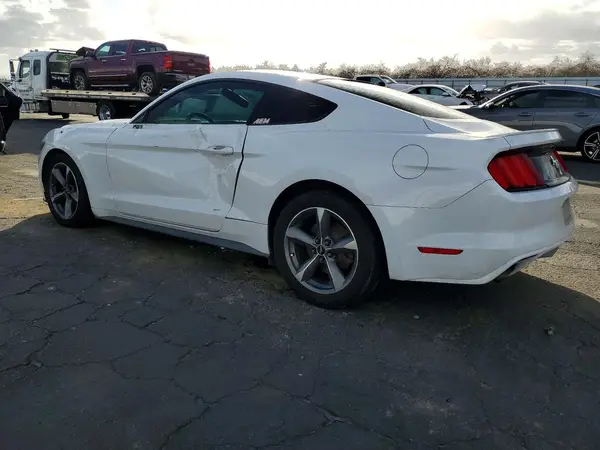 1FA6P8AM3G5215994 2016 FORD MUSTANG - Image 2