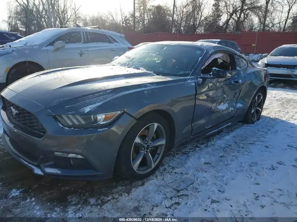 1FA6P8AM3G5266184 2016 FORD MUSTANG - Image 2