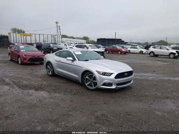 1FA6P8AM3G5271546 2016 FORD MUSTANG - Image 1