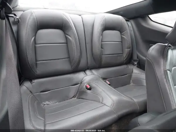 1FA6P8AM3G5271546 2016 FORD MUSTANG - Image 8