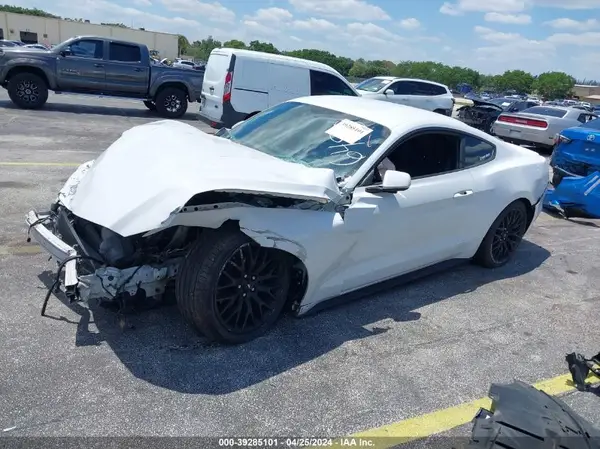 1FA6P8AM3H5236488 2017 FORD MUSTANG - Image 2