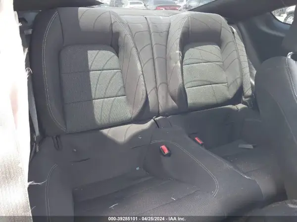1FA6P8AM3H5236488 2017 FORD MUSTANG - Image 8