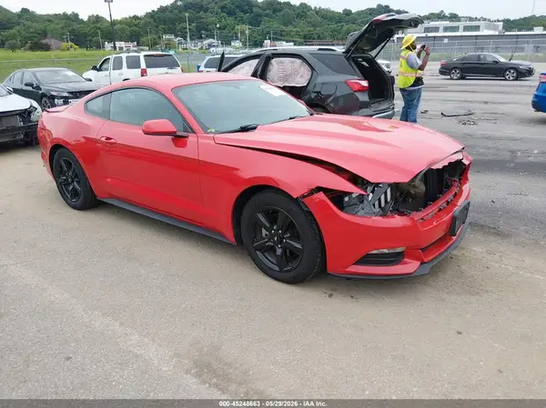 1FA6P8AM3H5250262 2017 FORD MUSTANG - Image 1