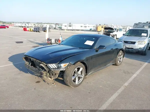 1FA6P8AM3H5298912 2017 FORD MUSTANG - Image 2
