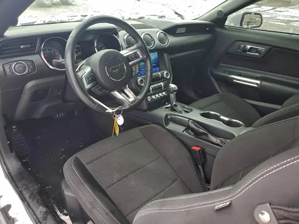 1FA6P8AM3H5307091 2017 FORD MUSTANG - Image 8