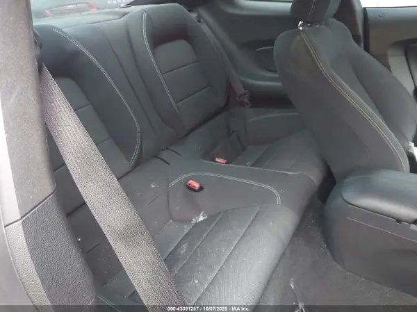 1FA6P8AM3H5352077 2017 FORD MUSTANG - Image 8