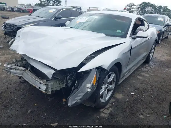 1FA6P8AM4G5208164 2016 FORD MUSTANG - Image 2