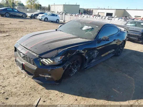 1FA6P8AM4G5313724 2016 FORD MUSTANG - Image 2