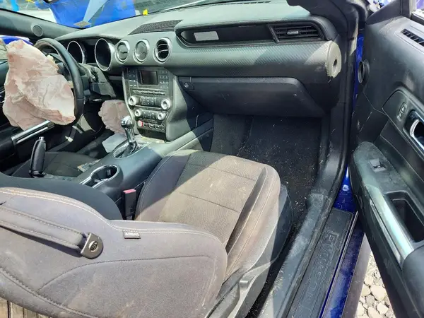 1FA6P8AM4G5321001 2016 FORD MUSTANG - Image 8