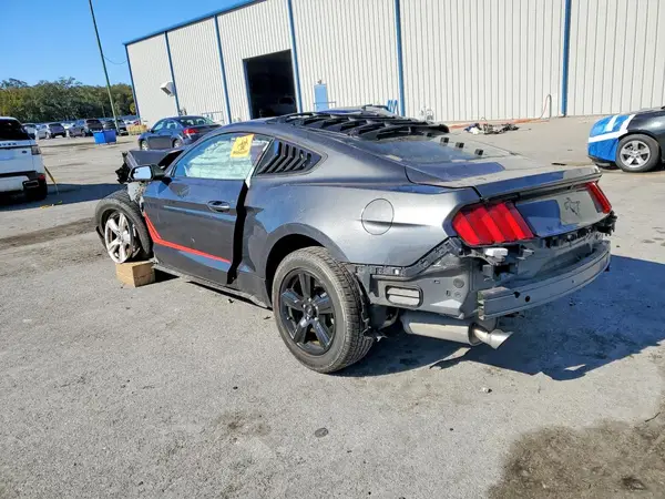 1FA6P8AM4H5312185 2017 FORD MUSTANG - Image 2