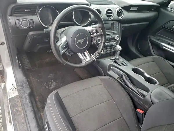 1FA6P8AM5G5201045 2016 FORD MUSTANG - Image 8