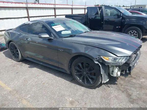 1FA6P8AM5G5256255 2016 FORD MUSTANG - Image 1