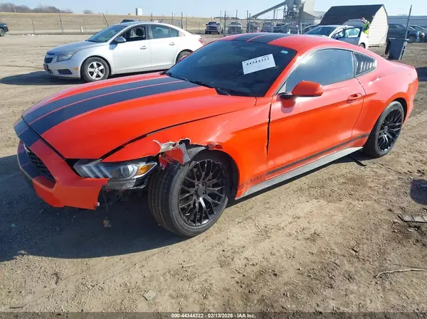 1FA6P8AM5G5283620 2016 FORD MUSTANG - Image 2