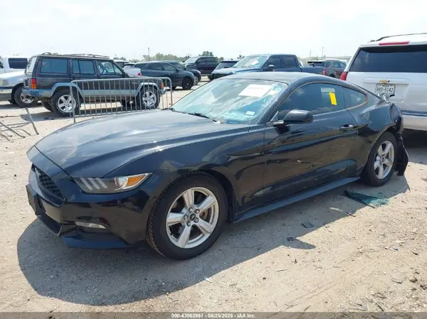 1FA6P8AM5G5298831 2016 FORD MUSTANG - Image 2