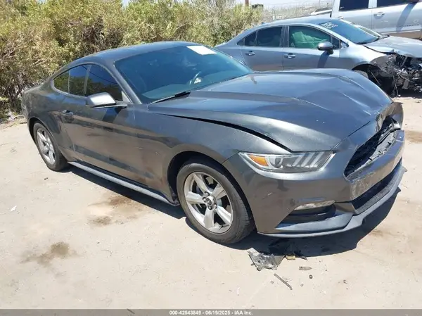 1FA6P8AM5G5303767 2016 FORD MUSTANG - Image 1