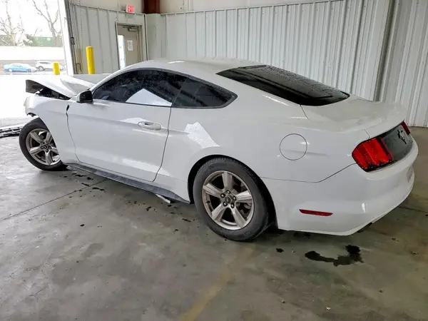 1FA6P8AM5G5333805 2016 FORD MUSTANG - Image 2