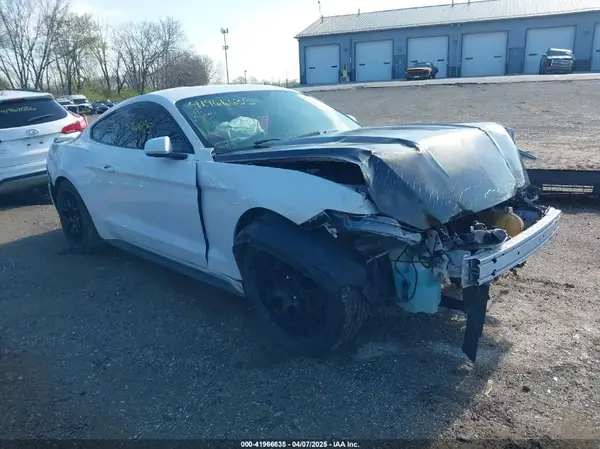 1FA6P8AM5H5286969 2017 FORD MUSTANG - Image 1