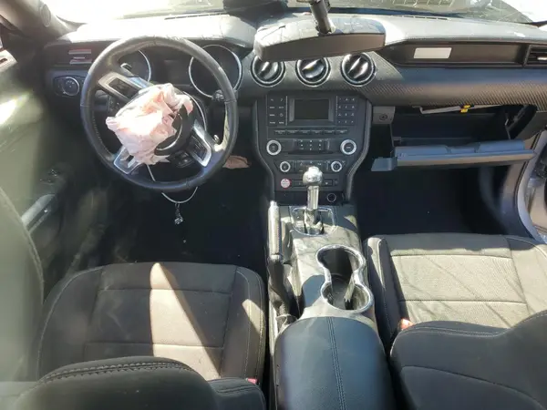 1FA6P8AM5H5312163 2017 FORD MUSTANG - Image 8