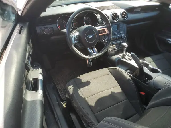 1FA6P8AM5H5338715 2017 FORD MUSTANG - Image 8