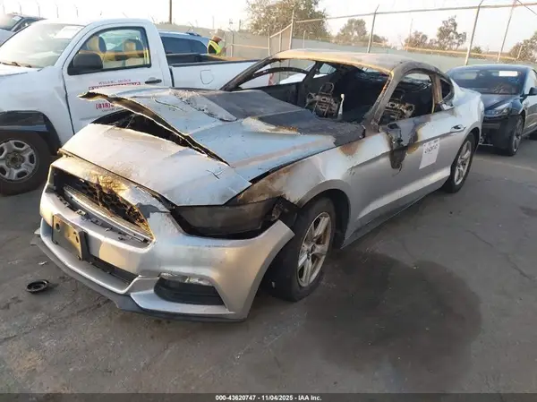 1FA6P8AM6G5225743 2016 FORD MUSTANG - Image 2