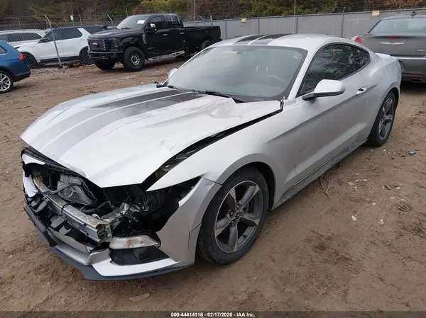 1FA6P8AM6G5230361 2016 FORD MUSTANG - Image 2