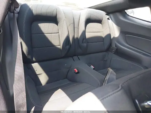 1FA6P8AM6G5263781 2016 FORD MUSTANG - Image 8
