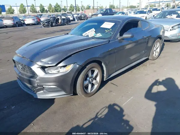 1FA6P8AM6G5303566 2016 FORD MUSTANG - Image 2