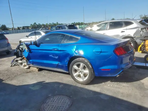 1FA6P8AM6H5226389 2017 FORD MUSTANG - Image 2