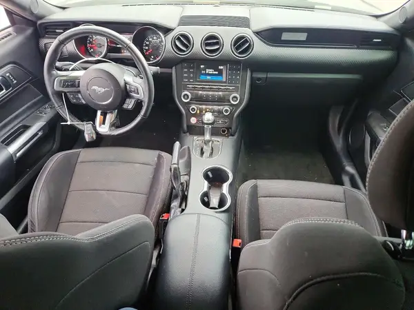 1FA6P8AM6H5230877 2017 FORD MUSTANG - Image 8