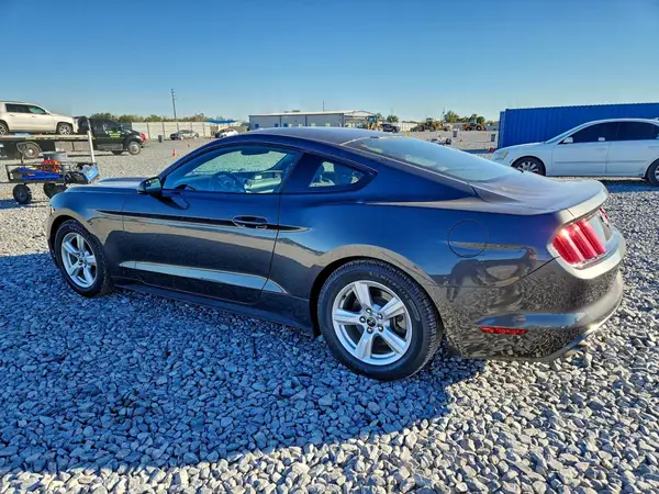 1FA6P8AM6H5270912 2017 FORD MUSTANG - Image 2
