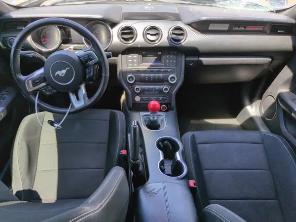 1FA6P8AM6H5323401 2017 FORD MUSTANG - Image 8