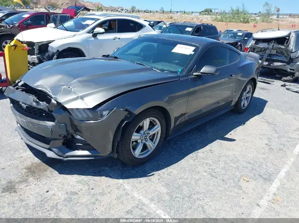 1FA6P8AM6H5332910 2017 FORD MUSTANG - Image 2