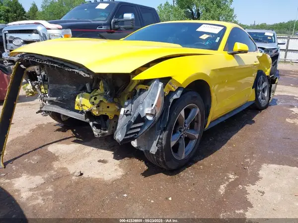 1FA6P8AM7G5286051 2016 FORD MUSTANG - Image 2