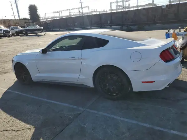 1FA6P8AM7G5328167 2016 FORD MUSTANG - Image 2