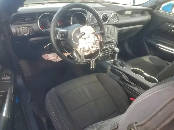 1FA6P8AM7H5208516 2017 FORD MUSTANG - Image 8