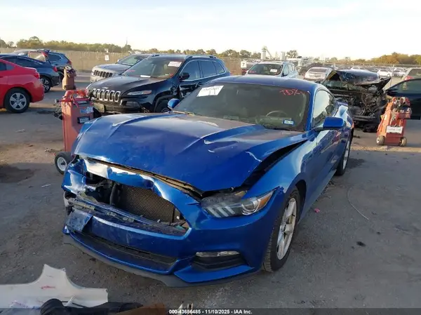 1FA6P8AM7H5225042 2017 FORD MUSTANG - Image 2