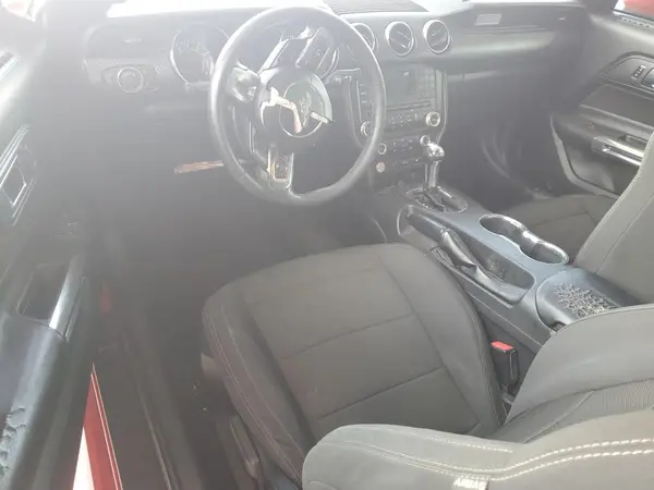 1FA6P8AM7H5236557 2017 FORD MUSTANG - Image 8