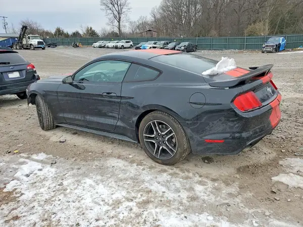 1FA6P8AM7H5262933 2017 FORD MUSTANG - Image 2