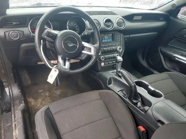 1FA6P8AM7H5262933 2017 FORD MUSTANG - Image 8