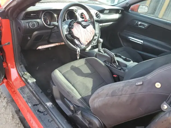 1FA6P8AM7H5307840 2017 FORD MUSTANG - Image 8