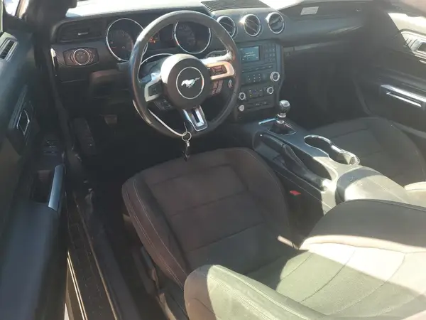 1FA6P8AM7H5309068 2017 FORD MUSTANG - Image 8